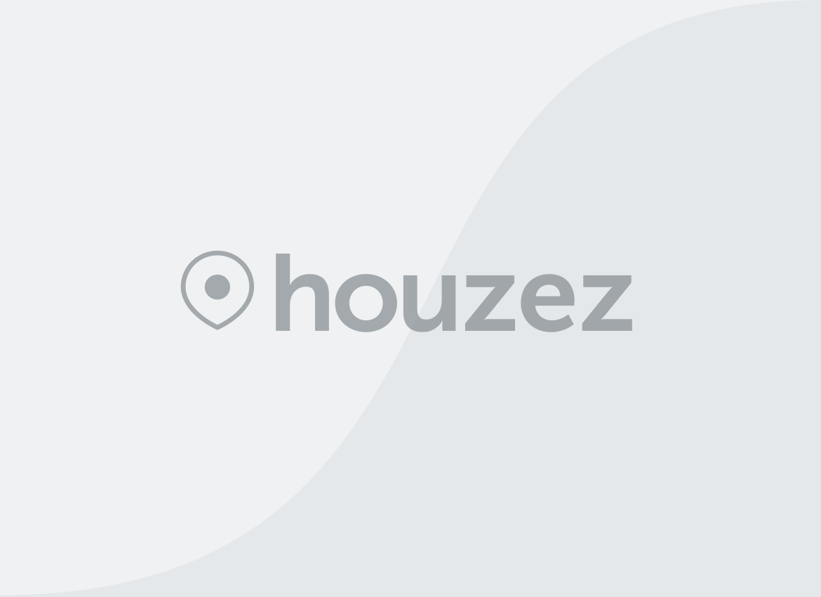 Hostal en calle Fagnano